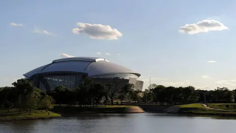 道格拉斯-路易斯伤停，预计4月初回归，将缺席数周